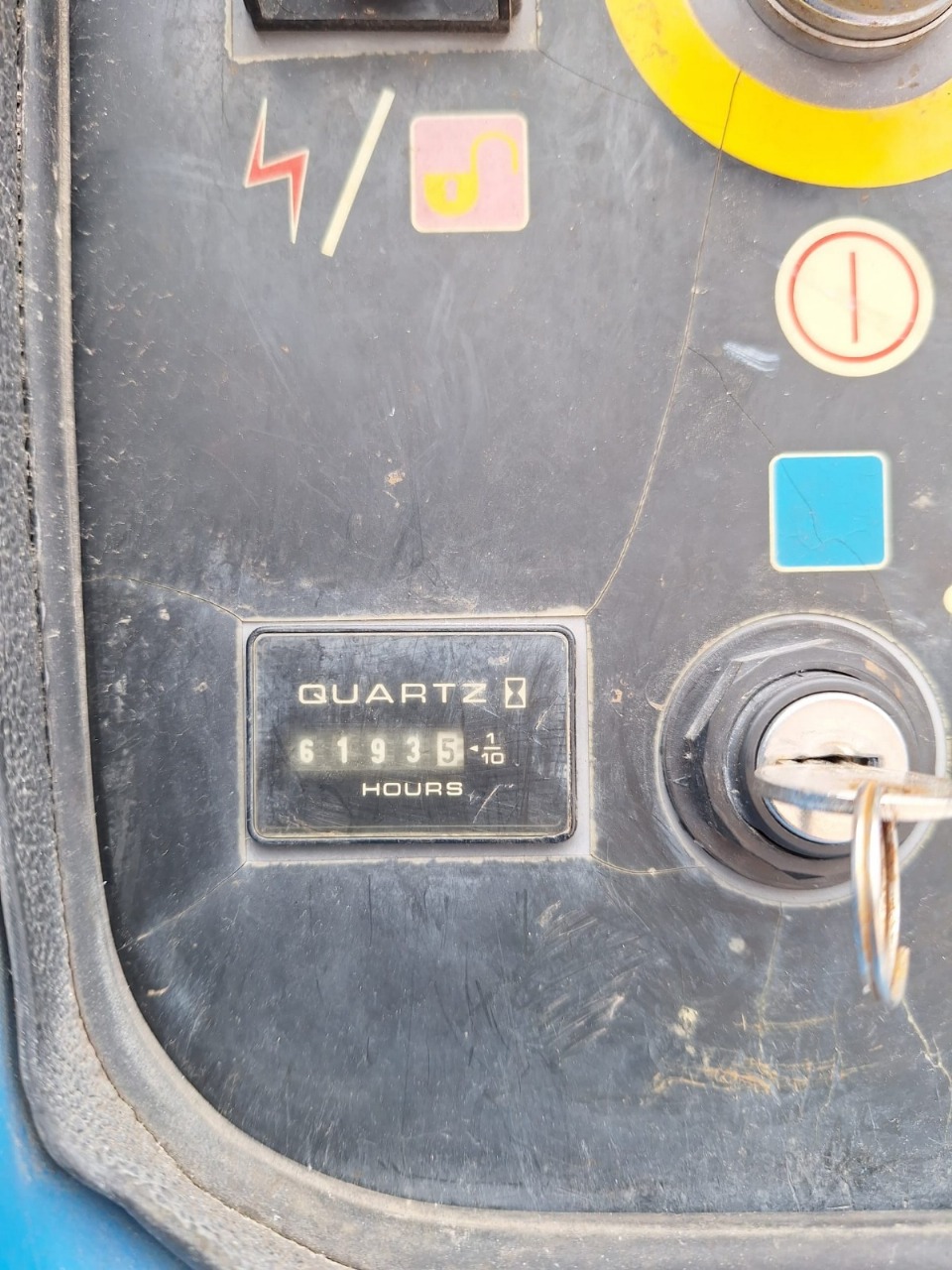 Sold - Scissor Lift - View 2